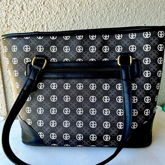 Giani Bernini Tonal Signature Tote Handbag black and white  Like new - Picture 2 of 10